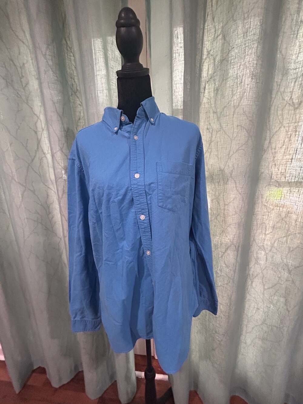 Gap The Modern Oxford Men Blue Button Down Shirt